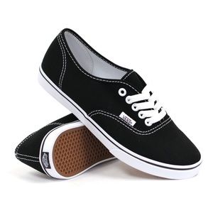 VANS BLACK/WHITE AUTHENTIC LO PRO SHOES